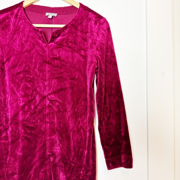 T by Talbots Maroon Burgundy Red Crushed Velvet V-Neck Top sz XS - Picture 2 of 7